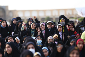 دختران ایران1.png