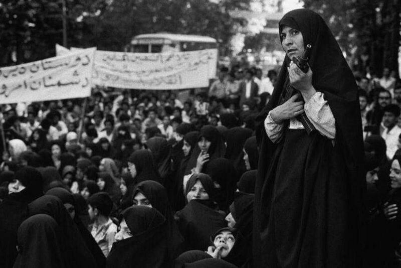 پرونده:بهمن 57.jpg