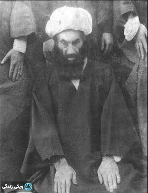 آخوند۲.jpg