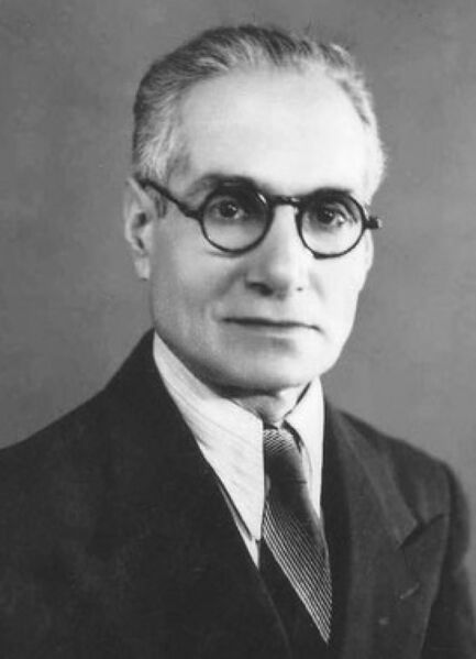 پرونده:Ahmad Kasravi portrait.jpg